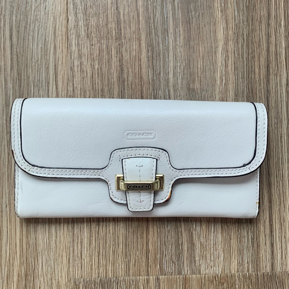 Coach Taylor Black Leather Wallet White Cream Trim Snap Buckle Zip Pocket Soft